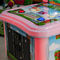 Πηδώντας ακρυλικό υλικό εξαγοράς δώρων γραφείων Arcade παιχνιδιών κουνελιών τηλεοπτικό